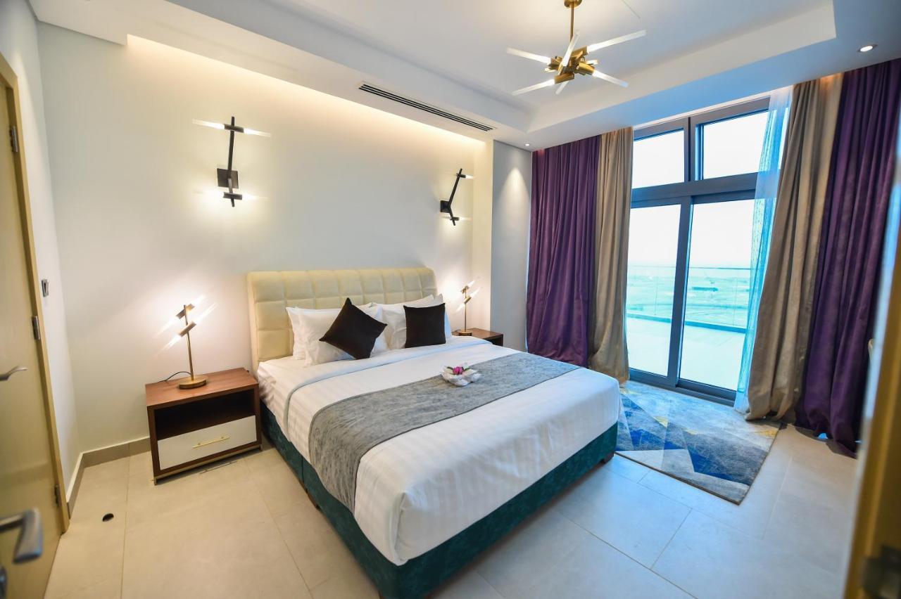 Waterfront Hotel Apartment Lusail Ngoại thất bức ảnh A bedroom at the hotel