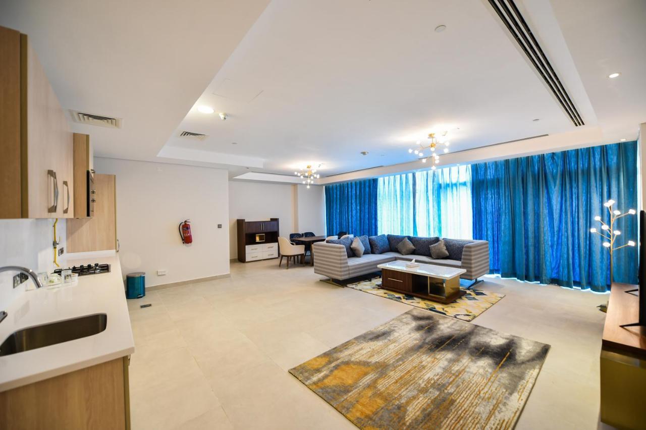 Waterfront Hotel Apartment Lusail Ngoại thất bức ảnh A living room in a typical apartment