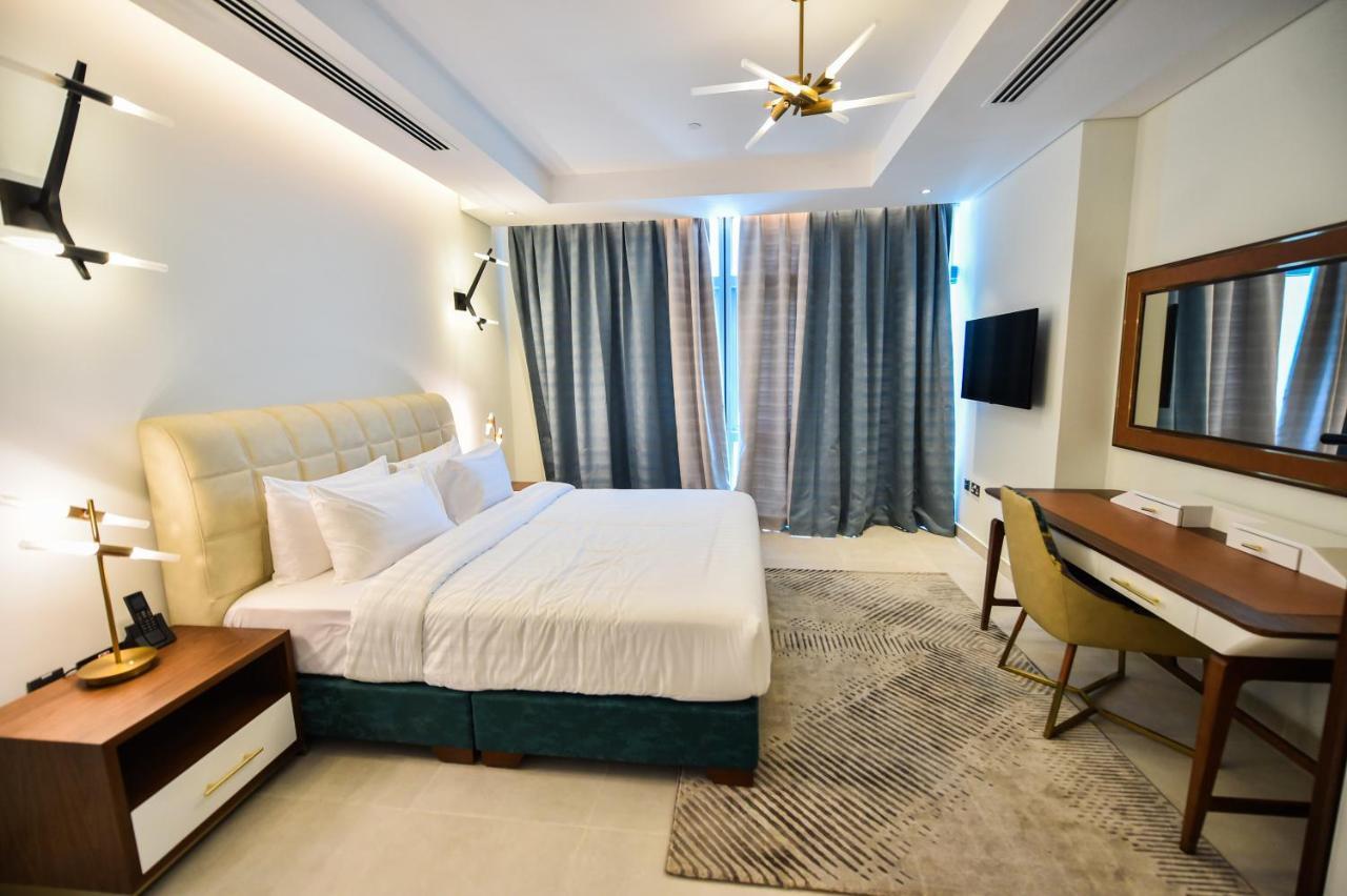 Waterfront Hotel Apartment Lusail Ngoại thất bức ảnh A bedroom at the hotel
